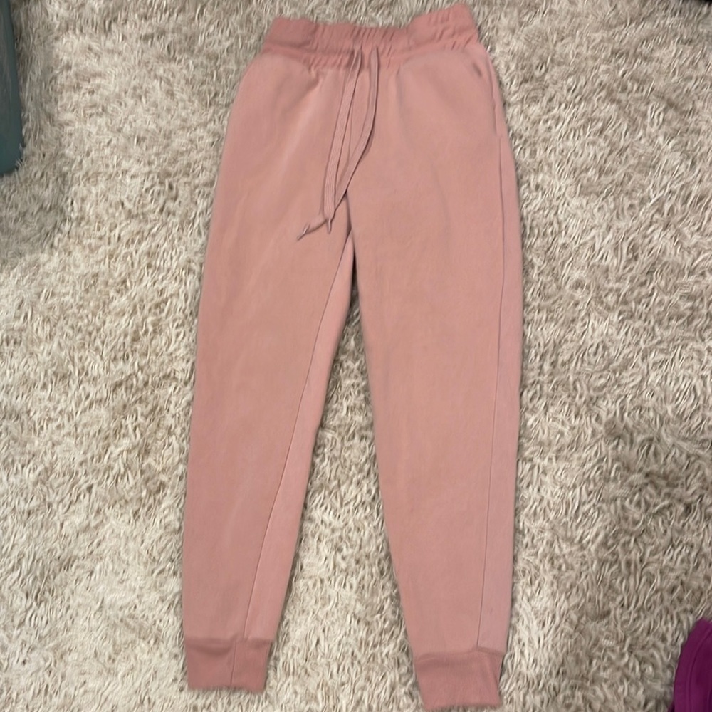 𝅺align Collective pink sweatpants